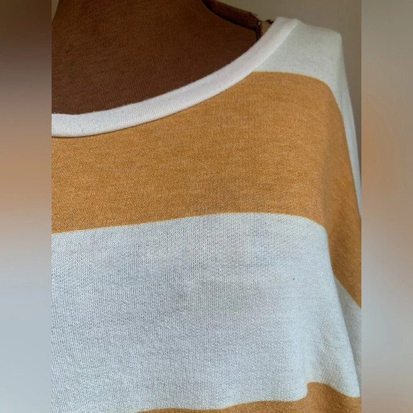 Fantastic fawn sweatshirt, striped oversized - Picture 2 of 8